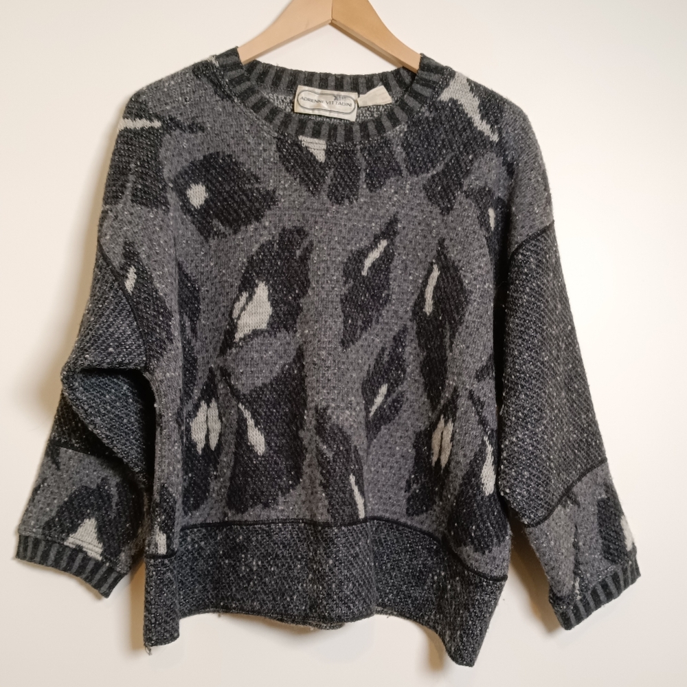Adrienne Vittadini Vintage Crewneck Boxy Sweater Size Medium